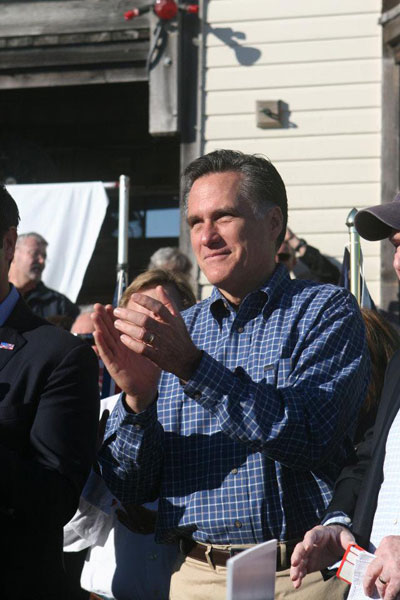 Mitt-Romney-Pcola-035.jpg
