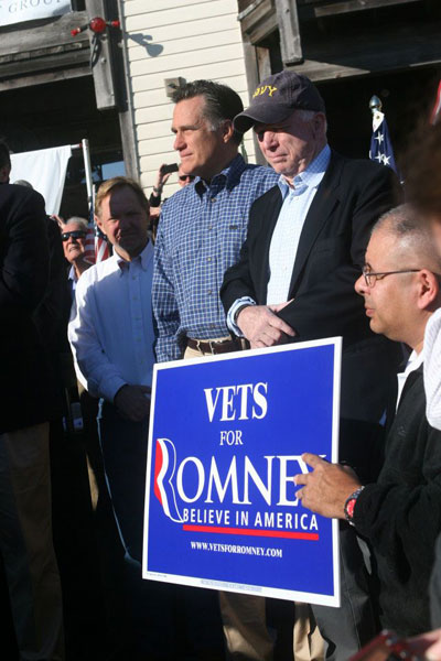 Mitt-Romney-Pcola-036.jpg