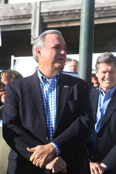 Mitt-Romney-Pcola-038.jpg