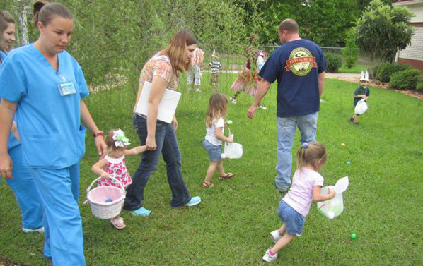 Camp-Fire-Egg-Hunt-040.jpg