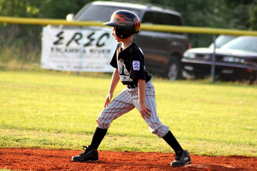 Kyle Hinson waits to advance to 3rd