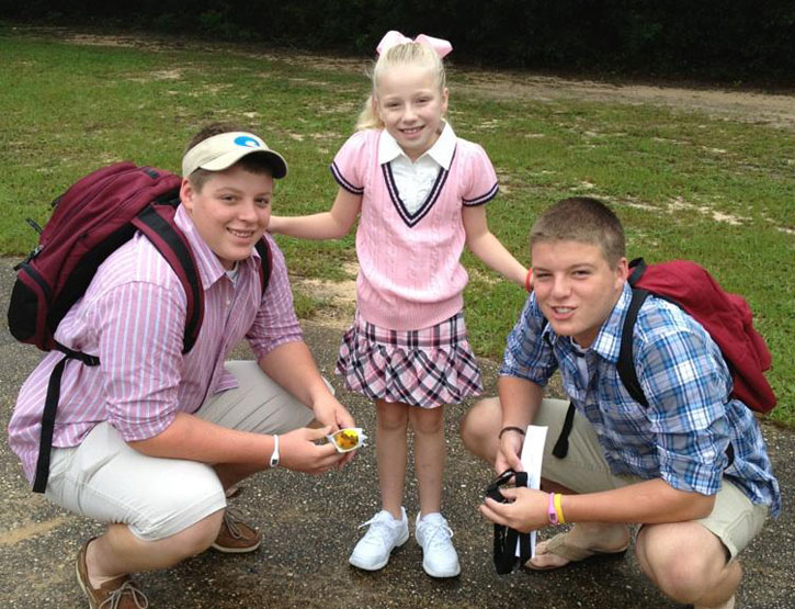 Dakota, Sydney and Shadaow Singleton