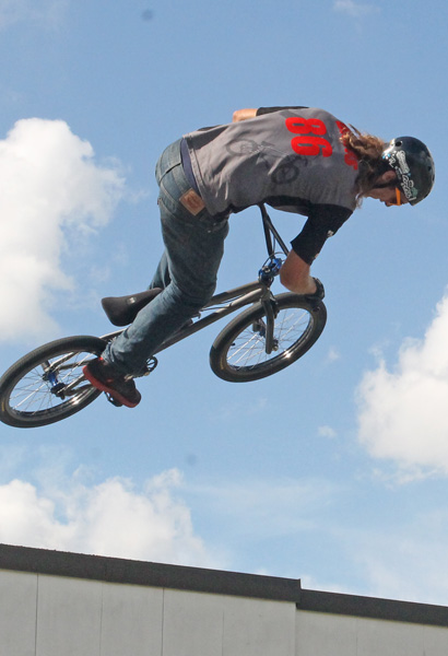 BMX-Red-Ribbon-039