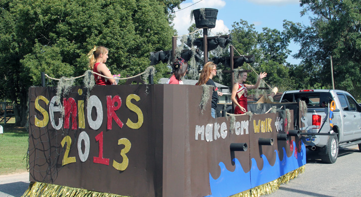 NHS-Parade-015.jpg