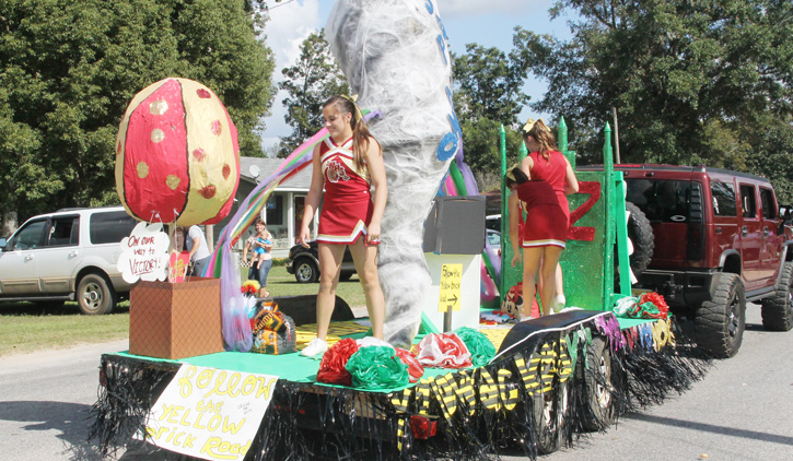 NHS-Parade-018.jpg