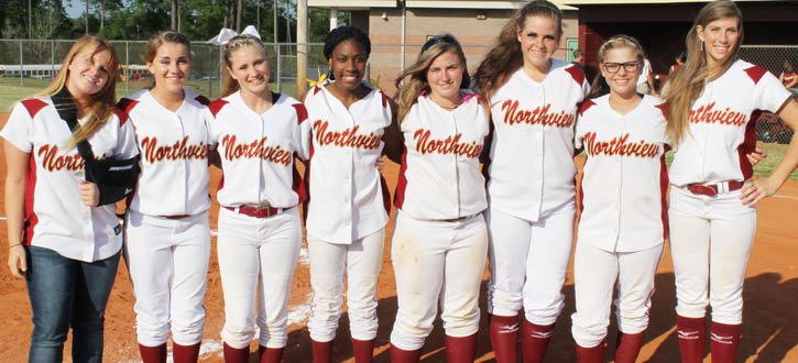 Softball-Seniors-109.jpg