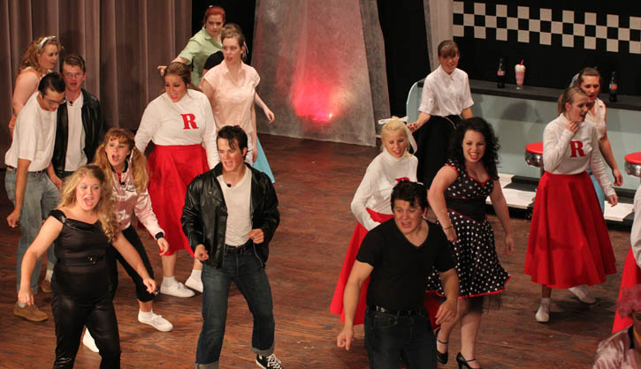 Grease-309.jpg