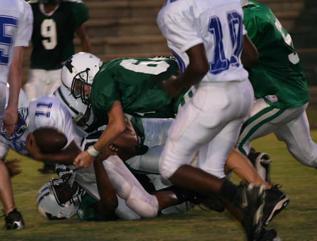 #64 Brian Ross helping out on the tackle