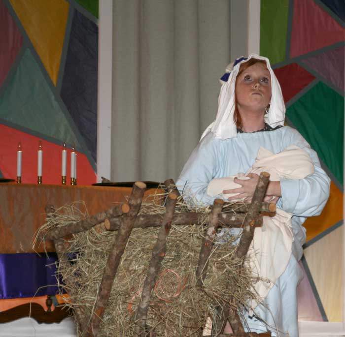 ewchristmasplay05.jpg