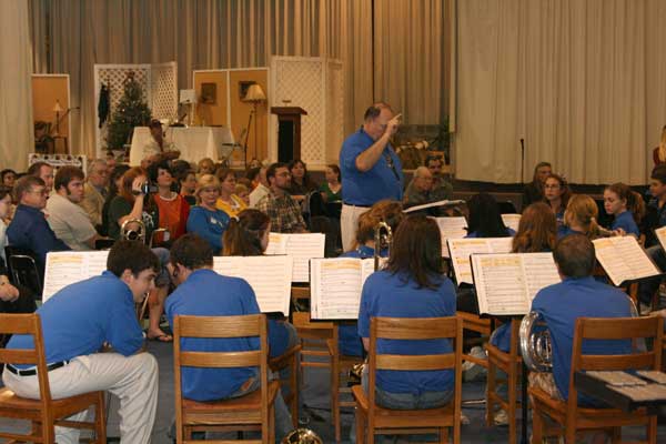 ewchristmasplaymusic15.jpg