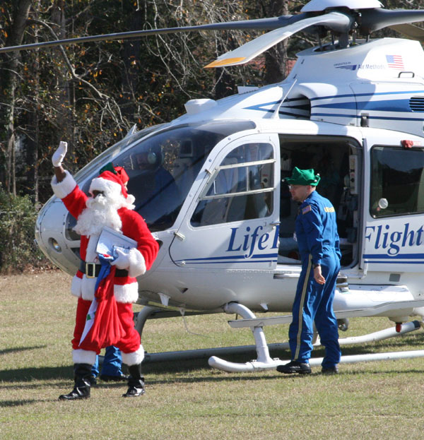 santalifeflight11.jpg