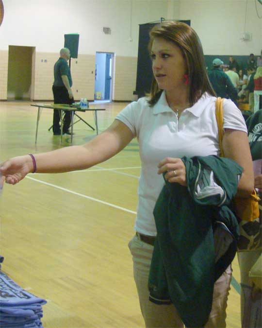 Jennifer Walker Makes Her Prom Promise