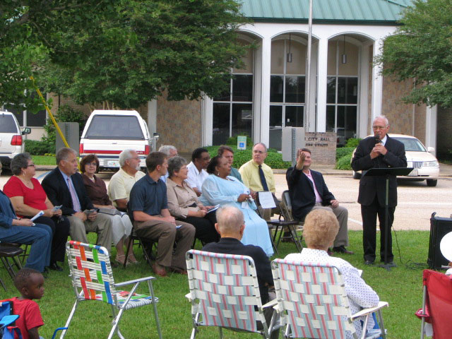 Councilman Garrard reading the NDP Proclamation
