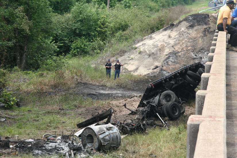 I-65-Truck-Crash26.jpg