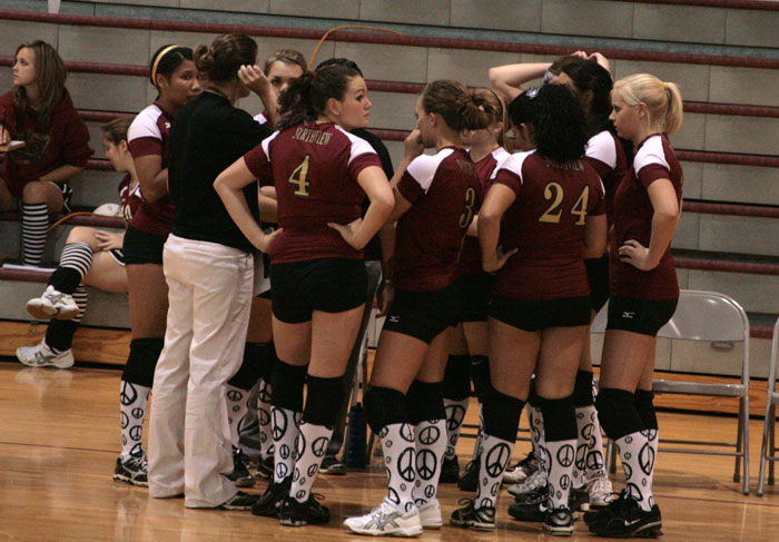 NHS-Volleyball-25.jpg