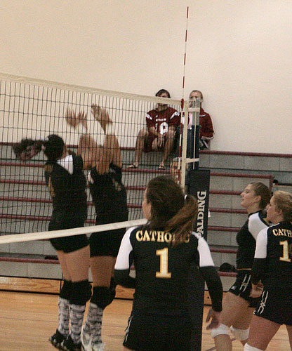 NHS-Volleyball-Catholic-33.jpg