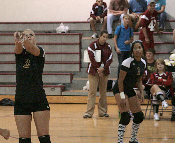 NHS-Volleyball-Catholic-39.jpg