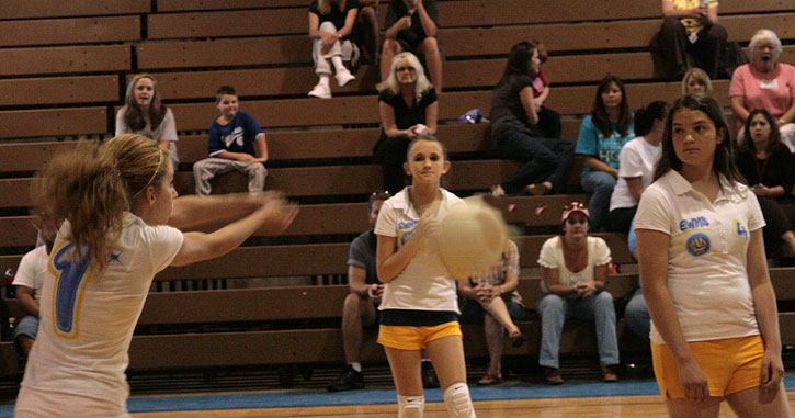 EWMS-Volleyball-White-20.jpg