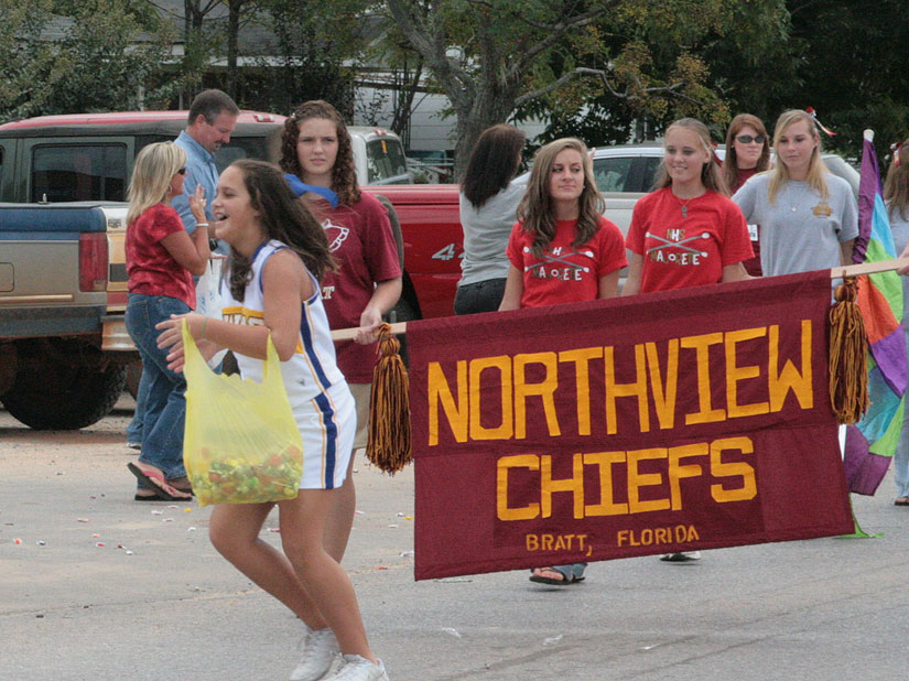 NHS-Parade-081.jpg