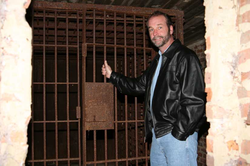 Commission Kevin White At The Jail