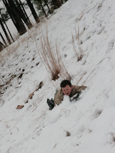 2010-snow-hwy21-snow-sledding-33.jpg