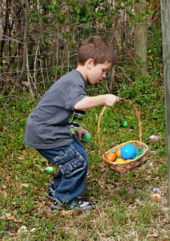 Bratt-AOG-Egg-Hunt-021.jpg