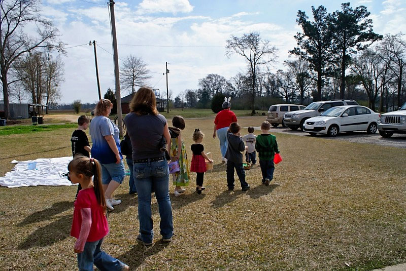 Bratt-AOG-Egg-Hunt-041.jpg