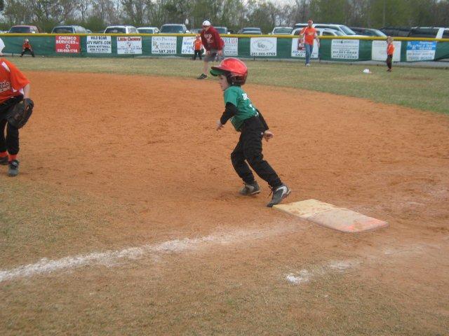 Molino Tee Ball Opening Day 61.jpg