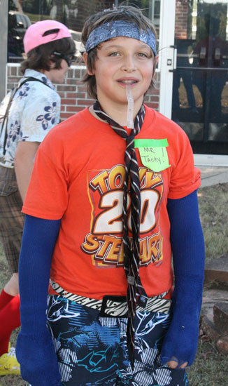 EWMS-Tacky-Day-047.jpg
