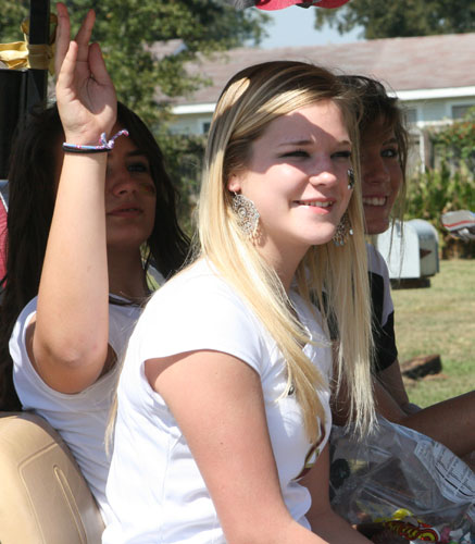 NHS-Homecoming-Parade-344.jpg