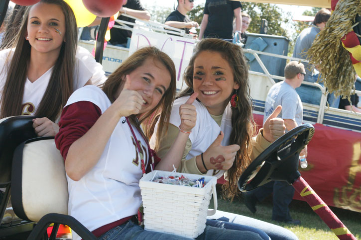 NHS-Homecoming-Parade-369.jpg