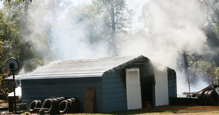 shed-fire-045.jpg
