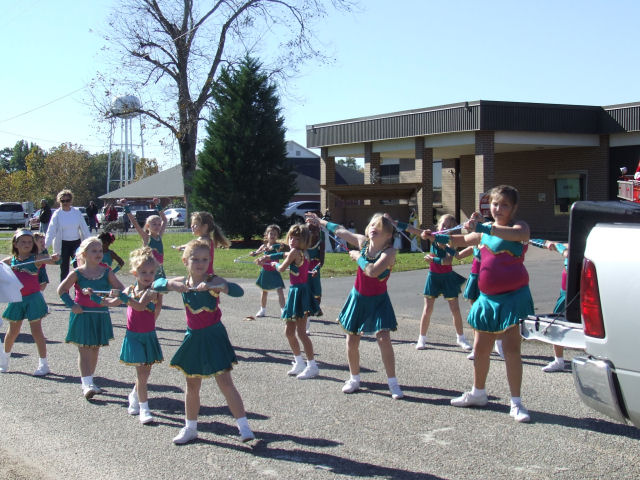 sm.2010 Jay Christmas parade and fest 036.JPG