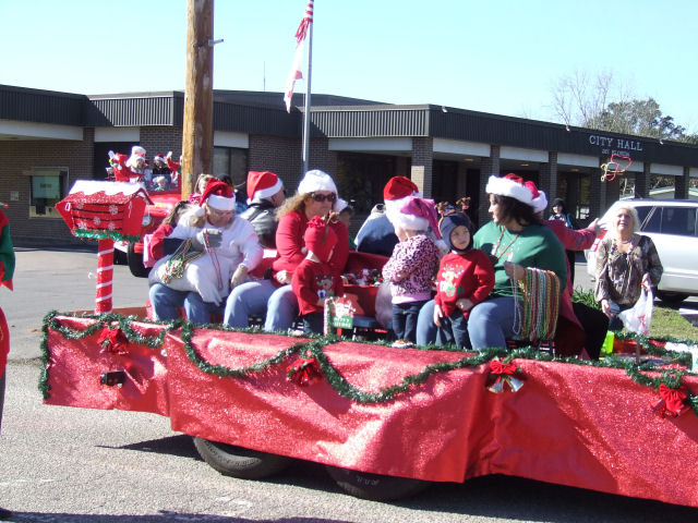 sm.2010 Jay Christmas parade and fest 042.JPG