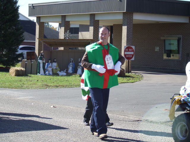 sm.2010 Jay Christmas parade and fest 047.JPG