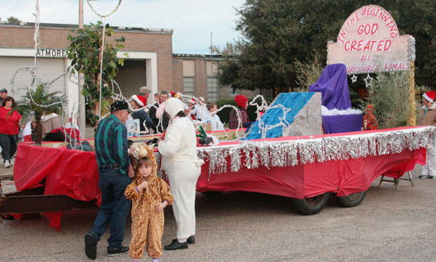Atmore-Parade-221.jpg