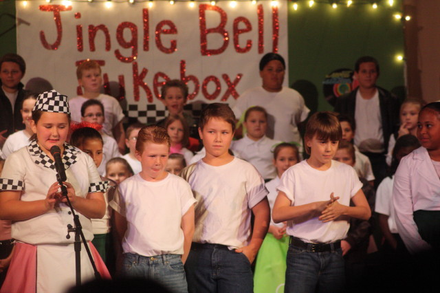 Byrneville-Jingle-Bell-Jukebox-061.JPG