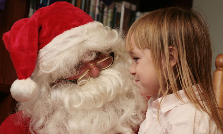 Library-Santa-060.jpg