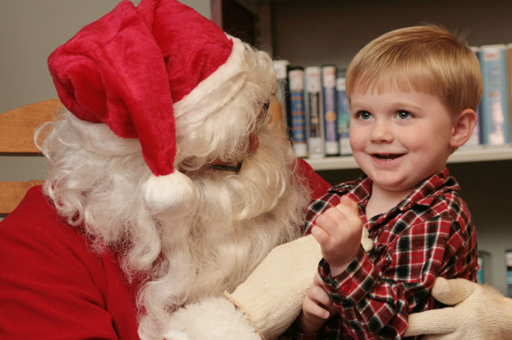 Library-Santa-064.jpg