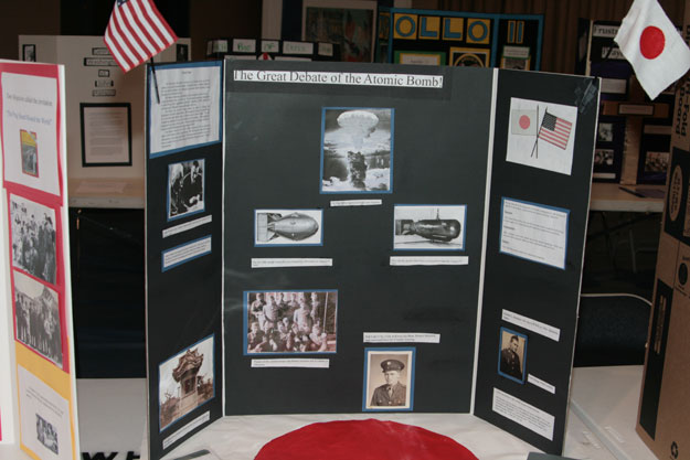 EWMS-History-Fair-038.jpg