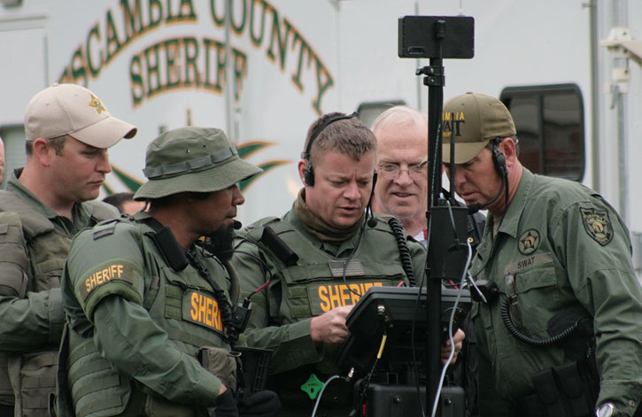 SWAT-Standoff-023.jpg