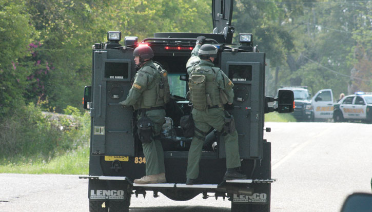 SWAT-Standoff-028.jpg