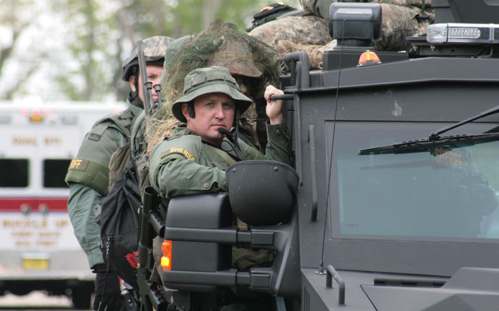 SWAT-Standoff-033.jpg
