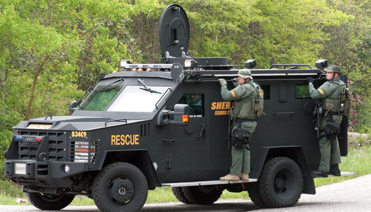 SWAT-Standoff-048.jpg