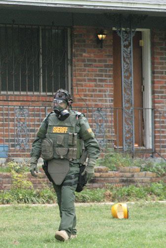 SWAT-Standoff-095.jpg