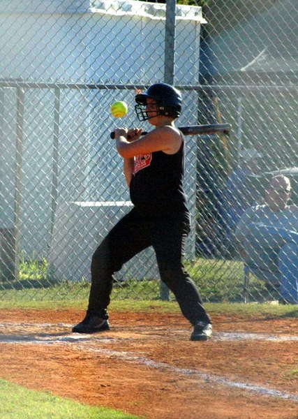 Molino-Softball-024.JPG