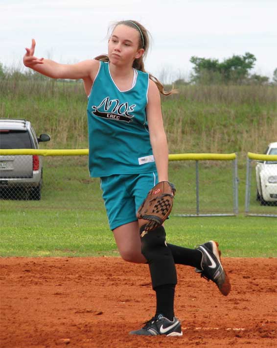 Morgan Digmon NWE girls softball delivers the pitch
