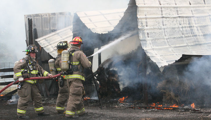 Molino-Barn-Fire-033.jpg