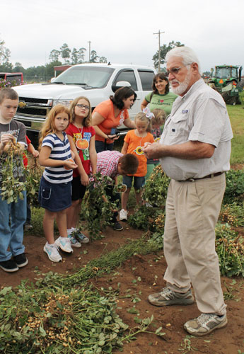 School-Peanut-Field-Day-030.jpg