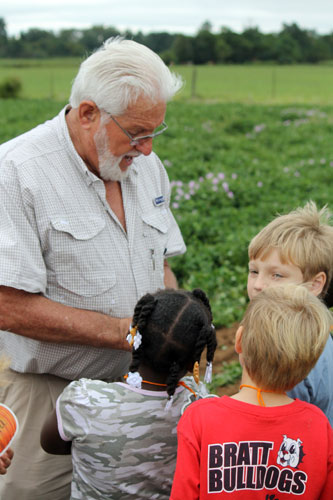 School-Peanut-Field-Day-040.jpg